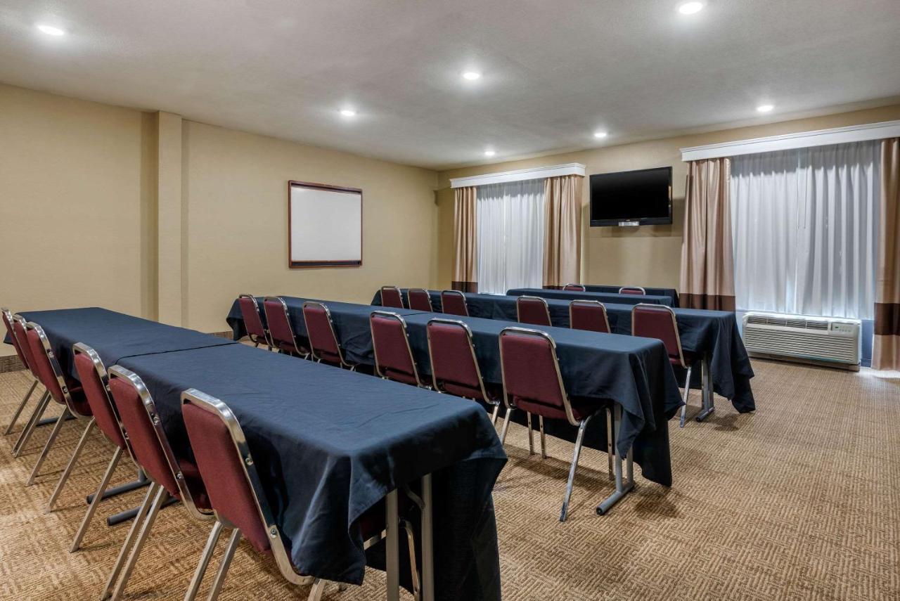 Comfort Suites Near Route 66 Спрингфийлд Екстериор снимка